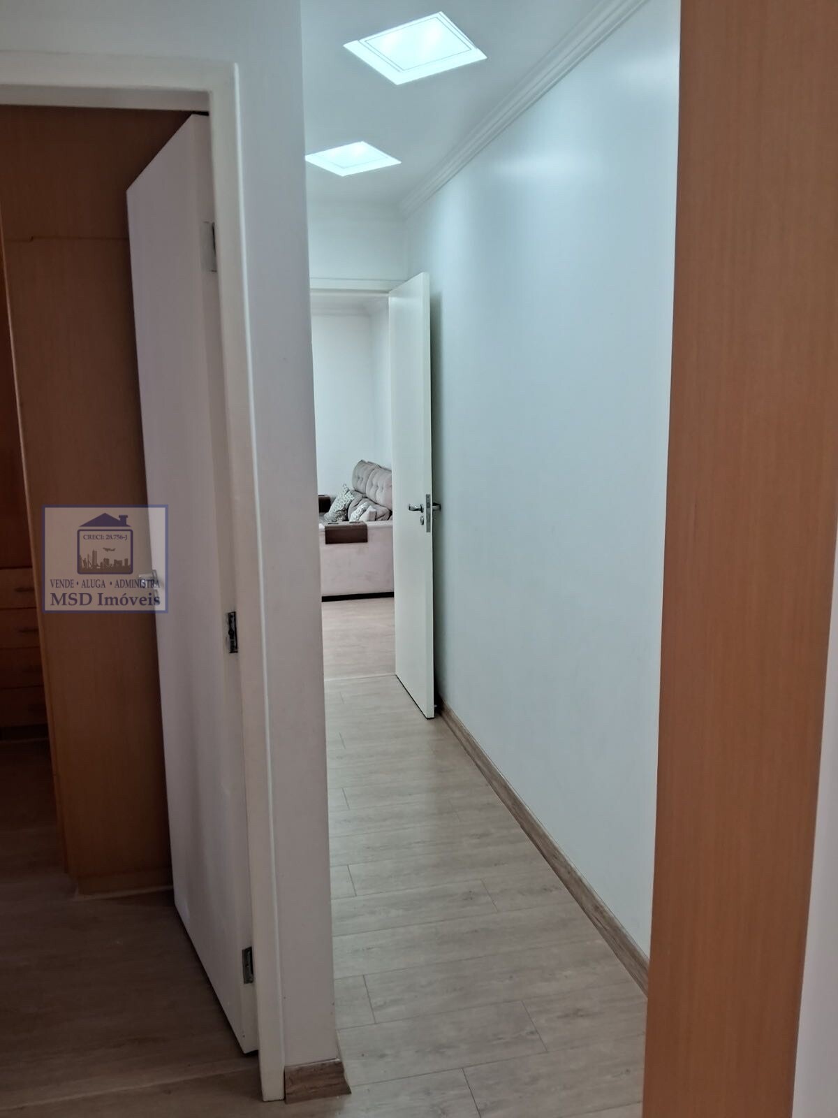 Apartamento à venda com 2 quartos, 66m² - Foto 11