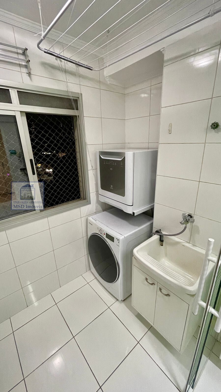 Apartamento à venda com 2 quartos, 55m² - Foto 15