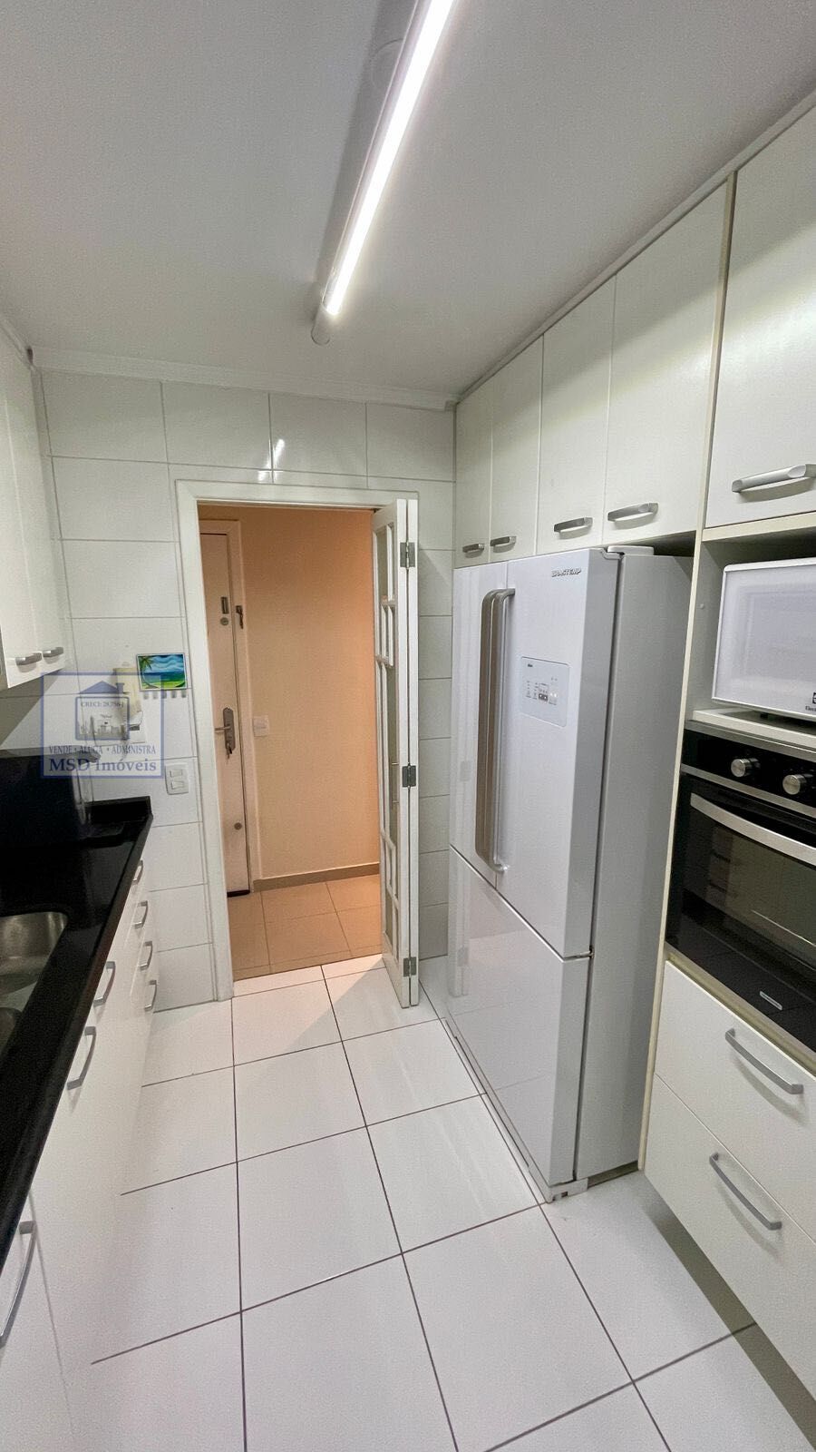 Apartamento à venda com 2 quartos, 55m² - Foto 11