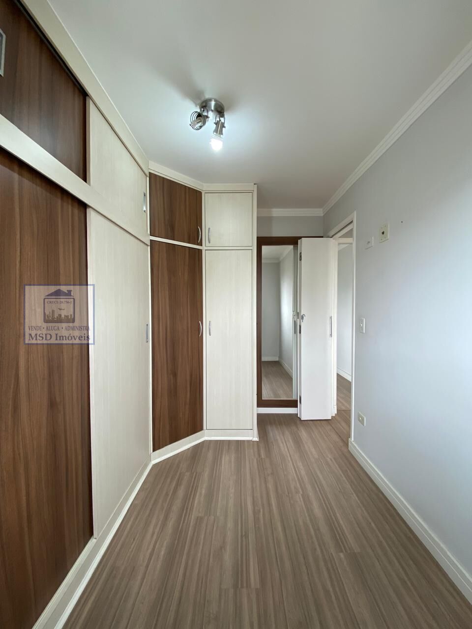 Apartamento à venda com 2 quartos, 56m² - Foto 31