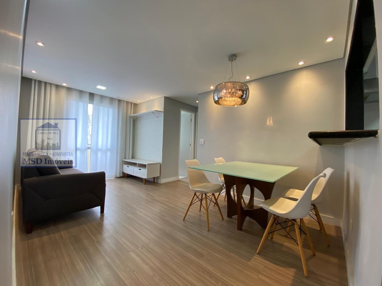 Apartamento à venda com 2 quartos, 56m² - Foto 1