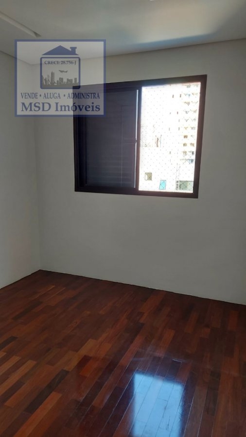 Apartamento à venda com 3 quartos, 83m² - Foto 12