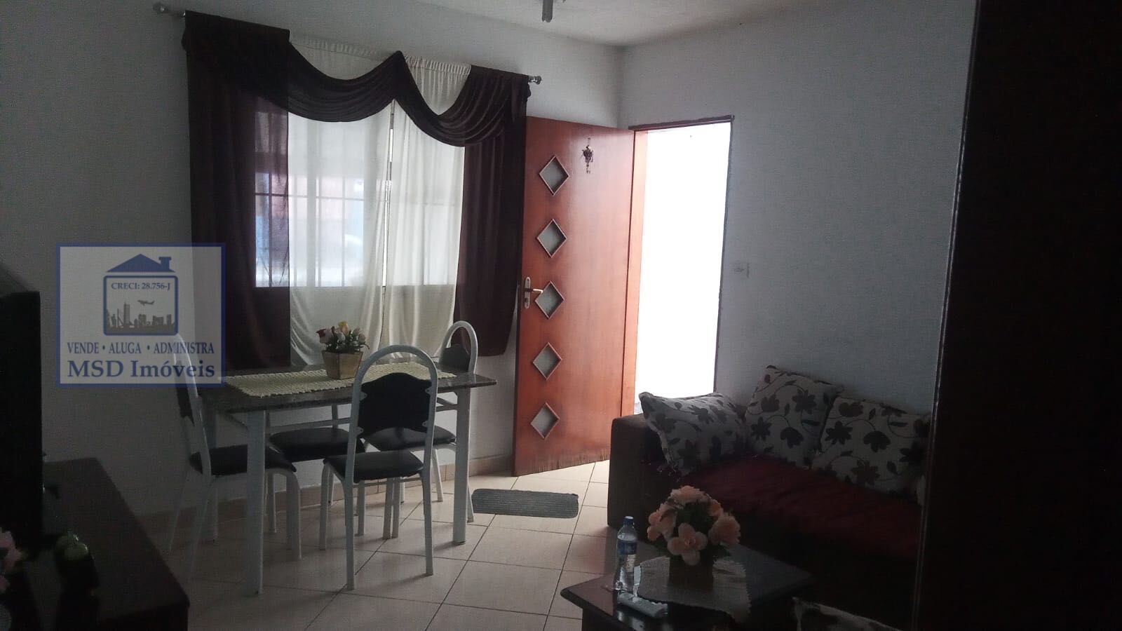 Casa à venda com 2 quartos, 160m² - Foto 3