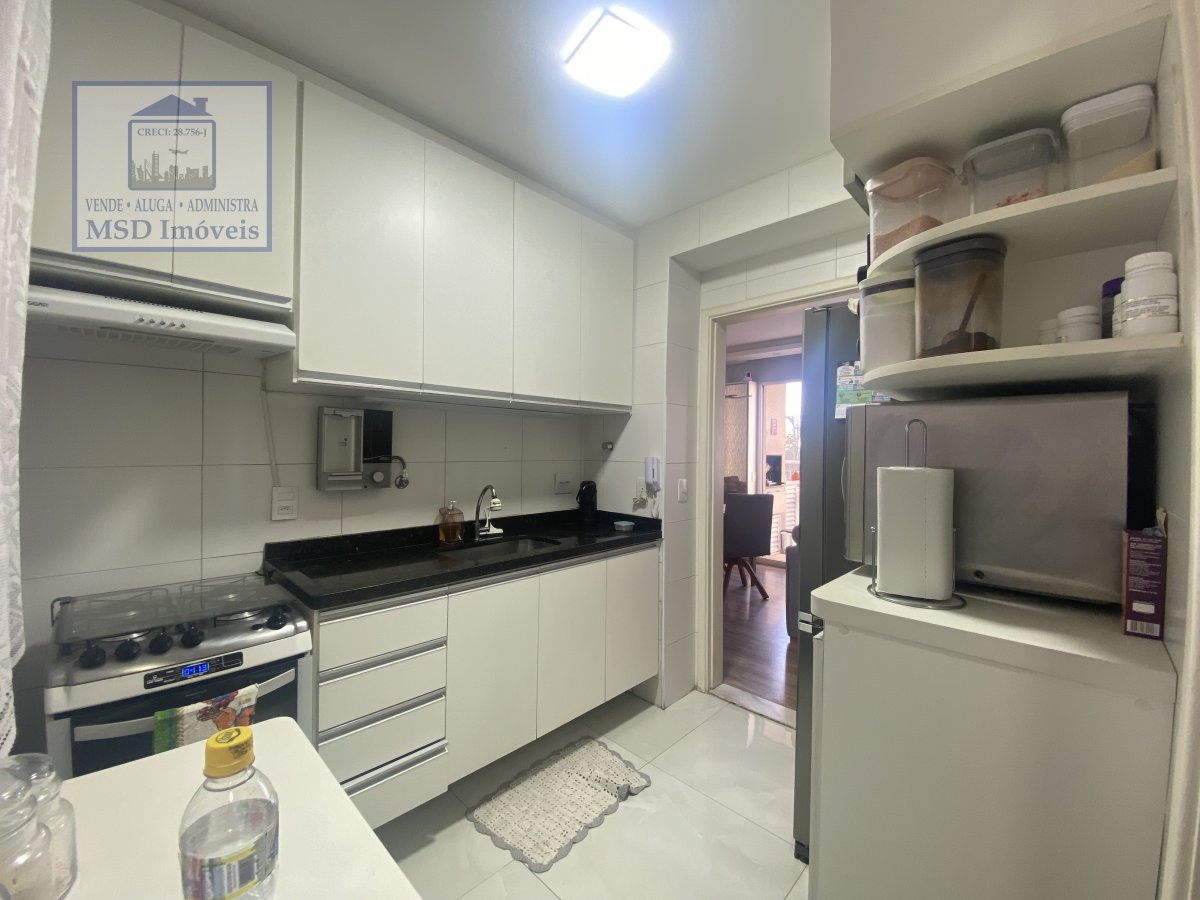 Apartamento à venda com 3 quartos, 68m² - Foto 11