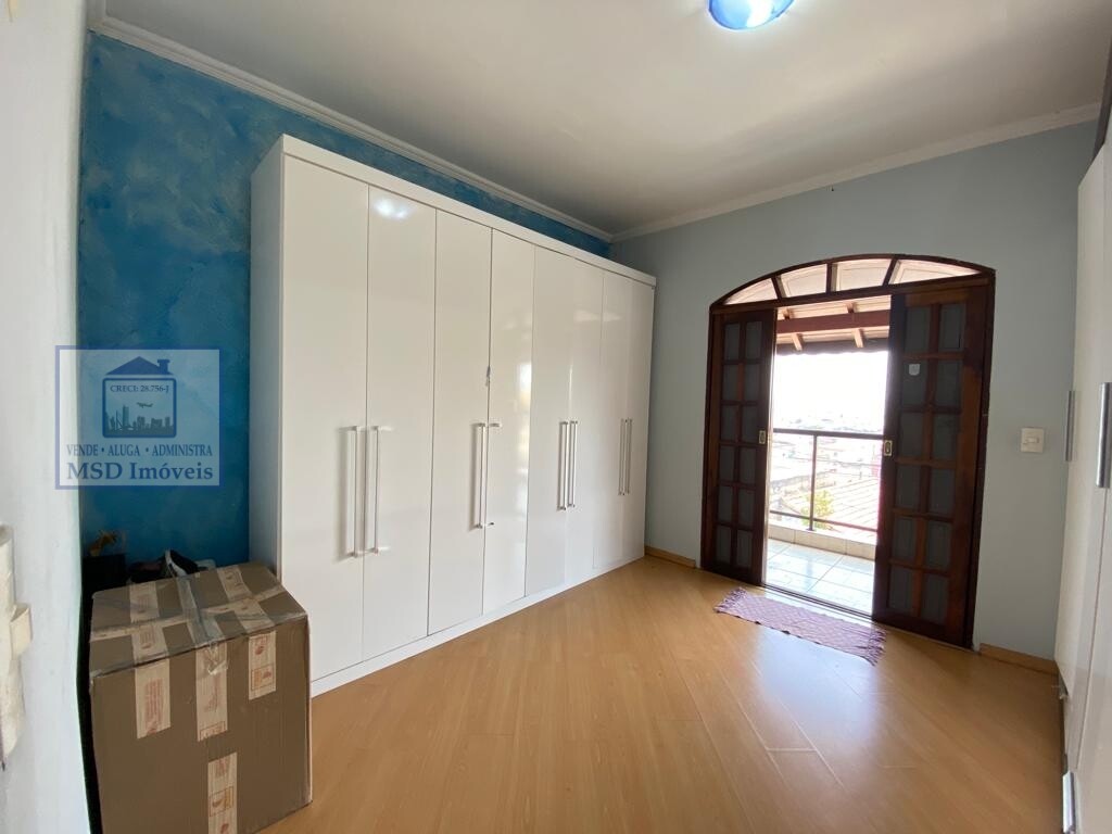 Sobrado para alugar com 5 quartos, 240m² - Foto 26