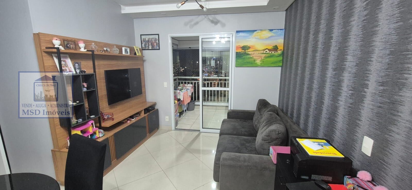 Apartamento à venda com 2 quartos, 62m² - Foto 4