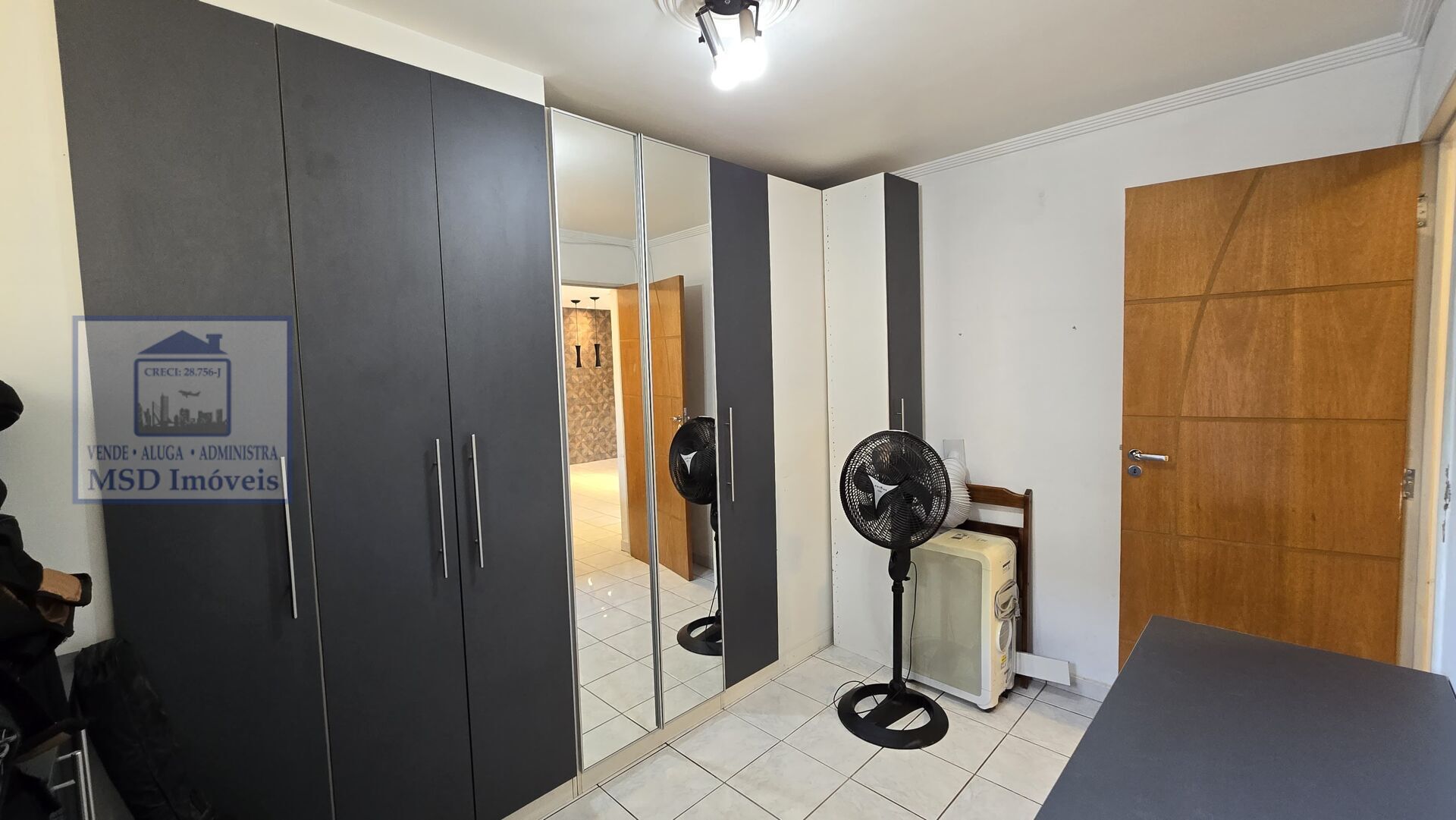 Apartamento à venda com 2 quartos, 60m² - Foto 19