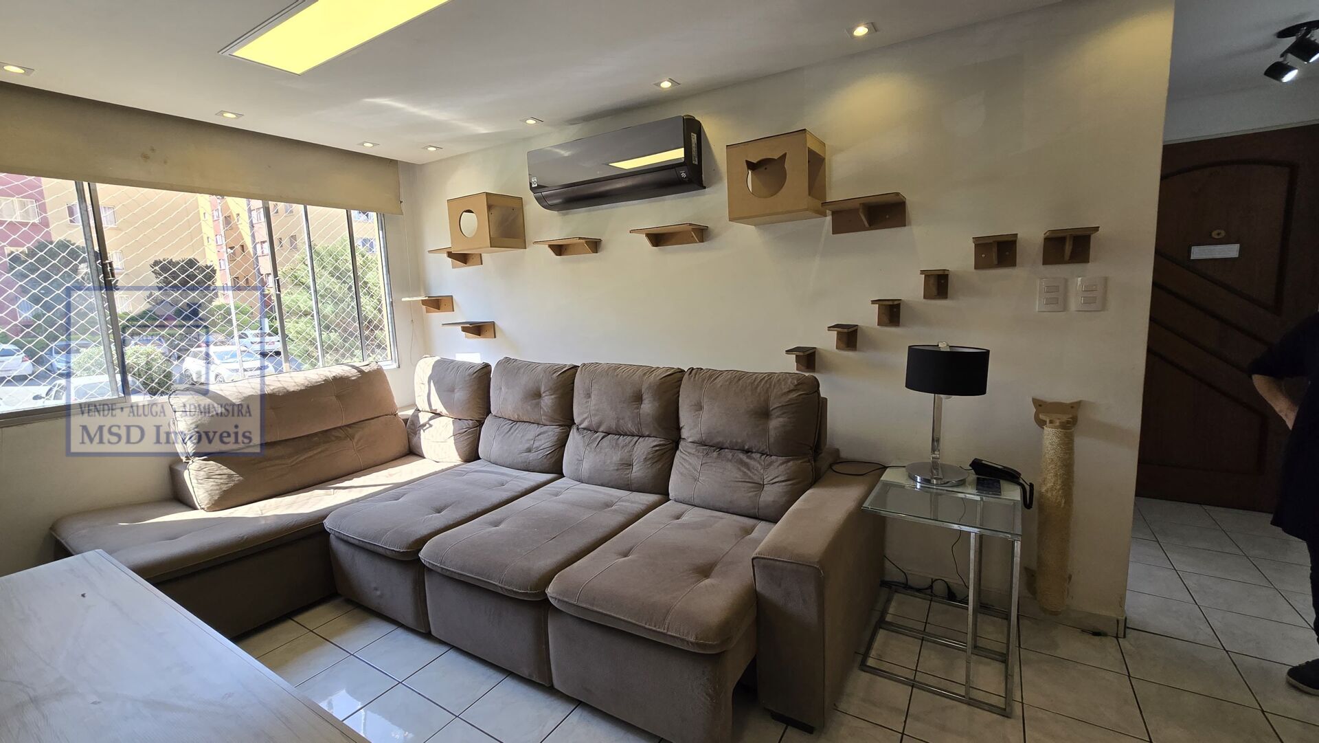 Apartamento à venda com 2 quartos, 60m² - Foto 4