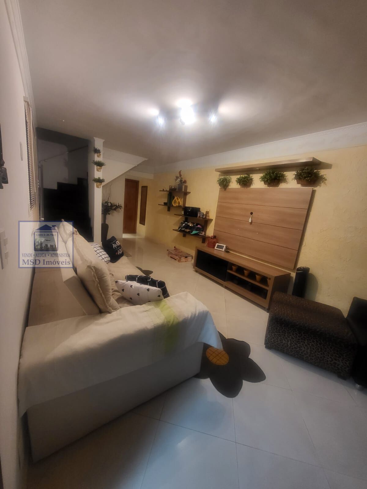 Sobrado à venda com 3 quartos, 150m² - Foto 1