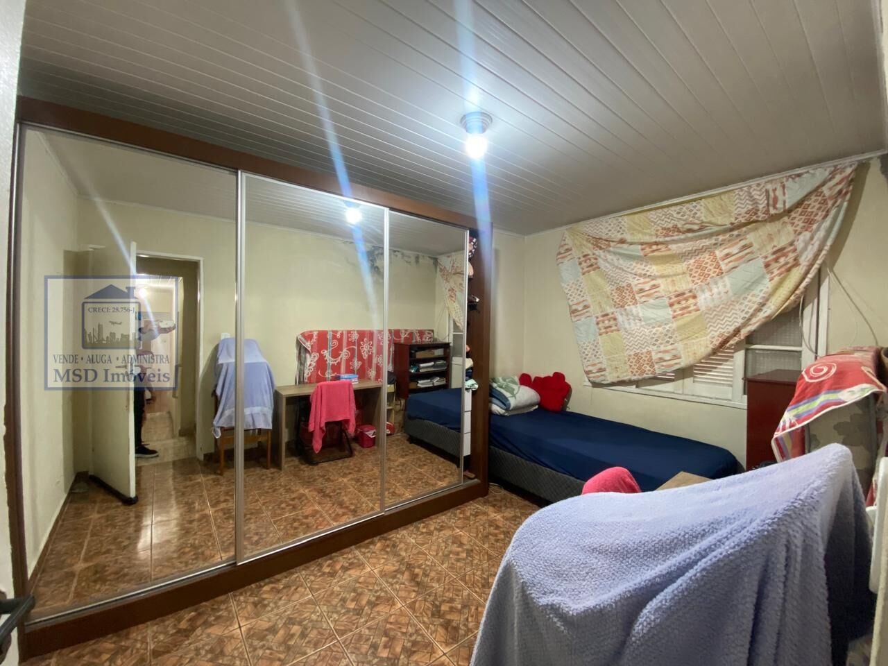 Casa à venda com 5 quartos, 140m² - Foto 17