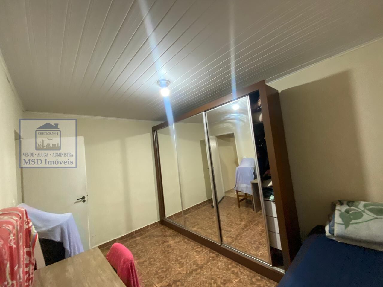 Casa à venda com 5 quartos, 140m² - Foto 19