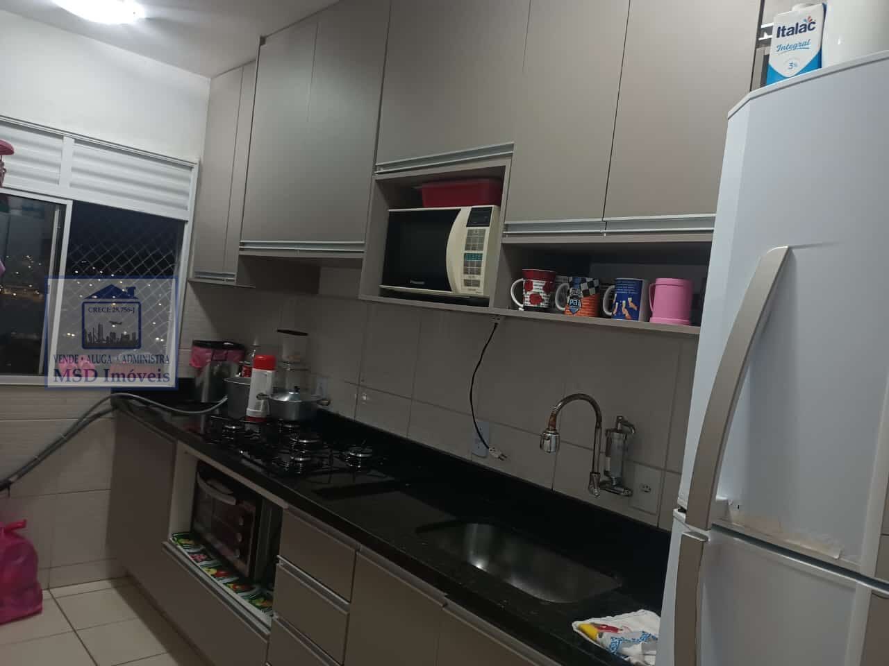 Apartamento à venda com 2 quartos, 45m² - Foto 1