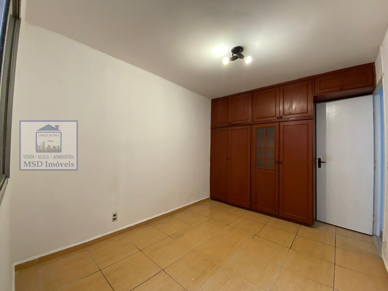 Apartamento à venda com 2 quartos, 55m² - Foto 17