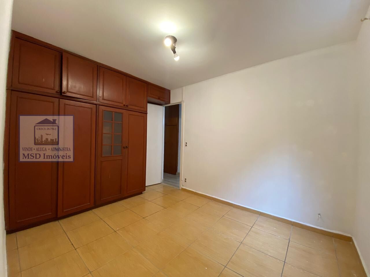 Apartamento à venda com 2 quartos, 55m² - Foto 16