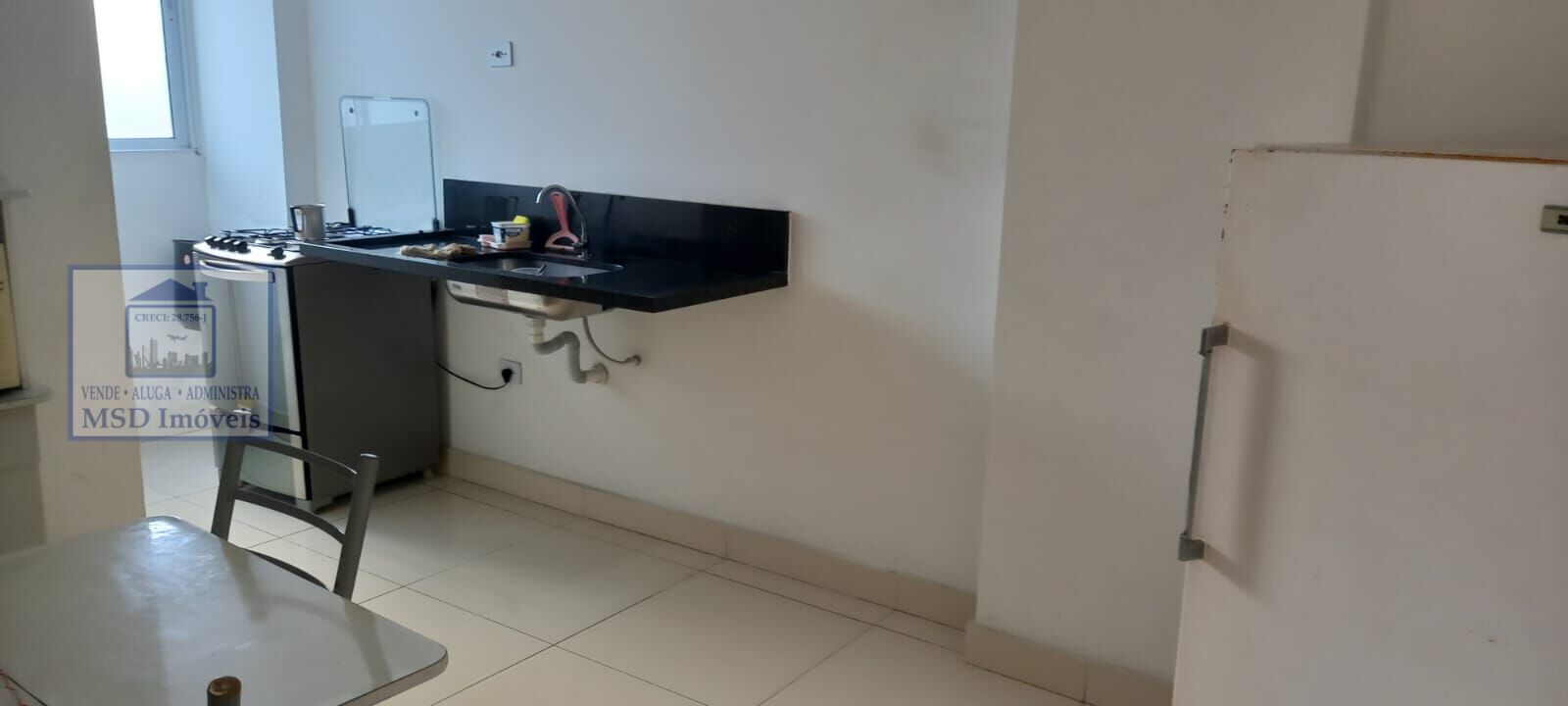 Apartamento à venda com 2 quartos, 60m² - Foto 3