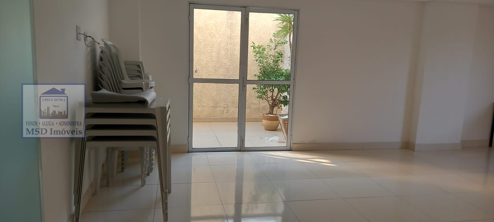 Apartamento à venda com 2 quartos, 60m² - Foto 13