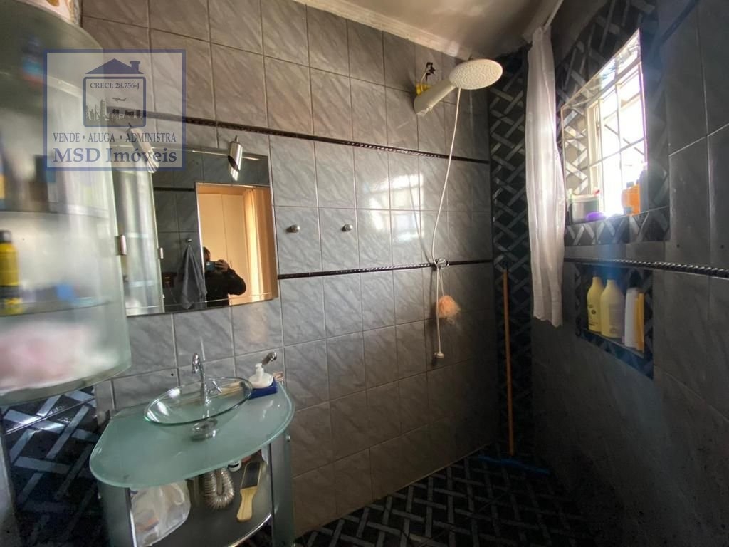 Sobrado à venda com 4 quartos, 200m² - Foto 22