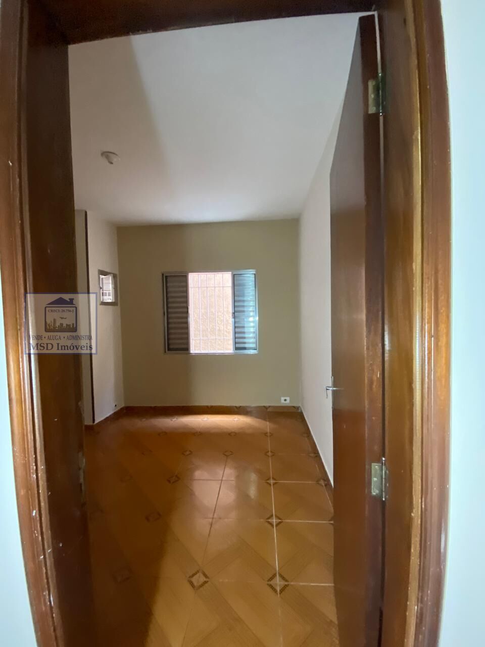 Casa para alugar com 1 quarto, 60m² - Foto 11