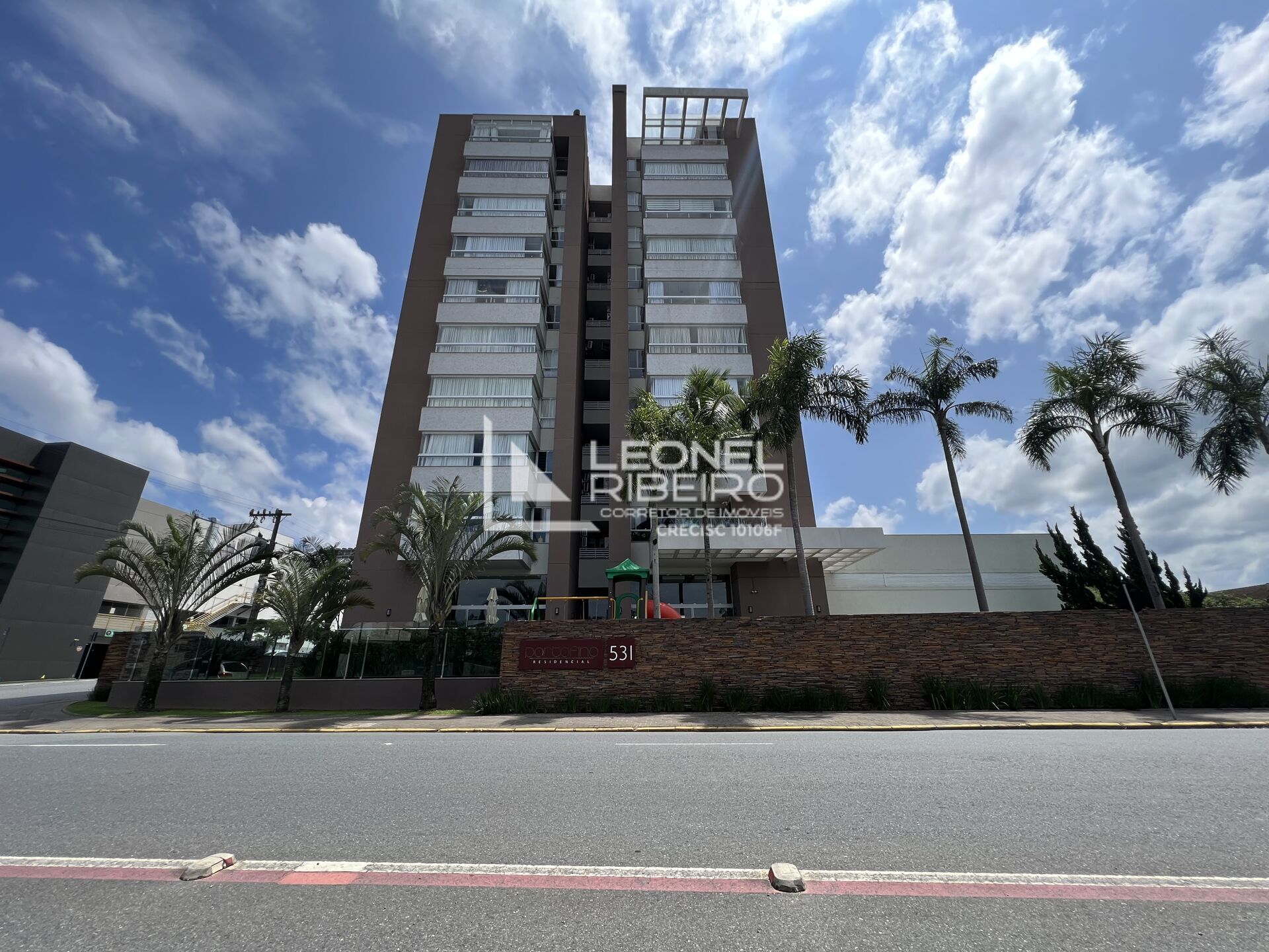 Apartamento com 3 dormitórios (suítes) à venda, 122,50 m no bairro das Capitais em Timbó-SC. — foto 4