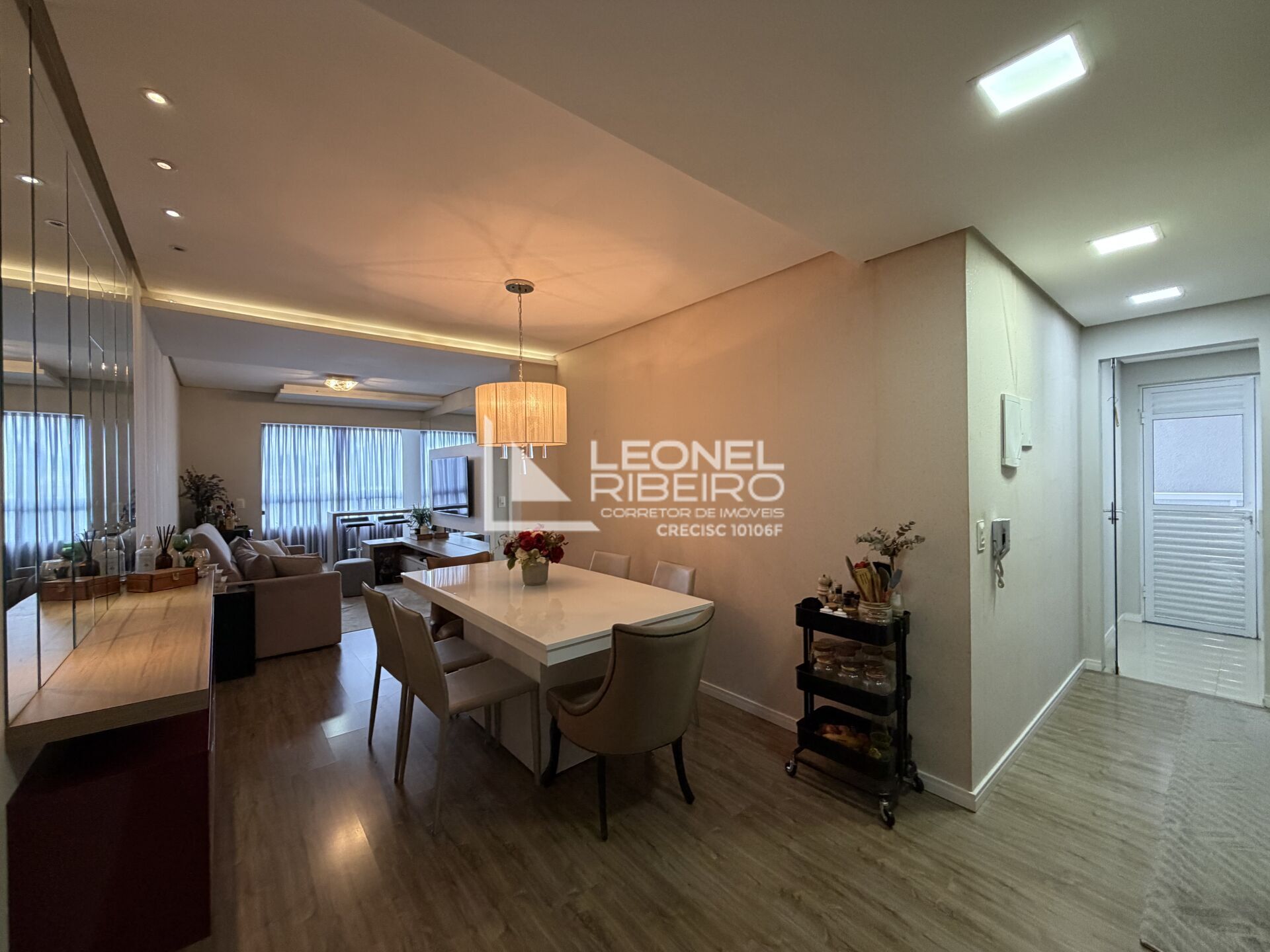 Apartamento com 2 dormitórios à venda, 70 m no bairro Quintino em Timbó-SC - foto 1