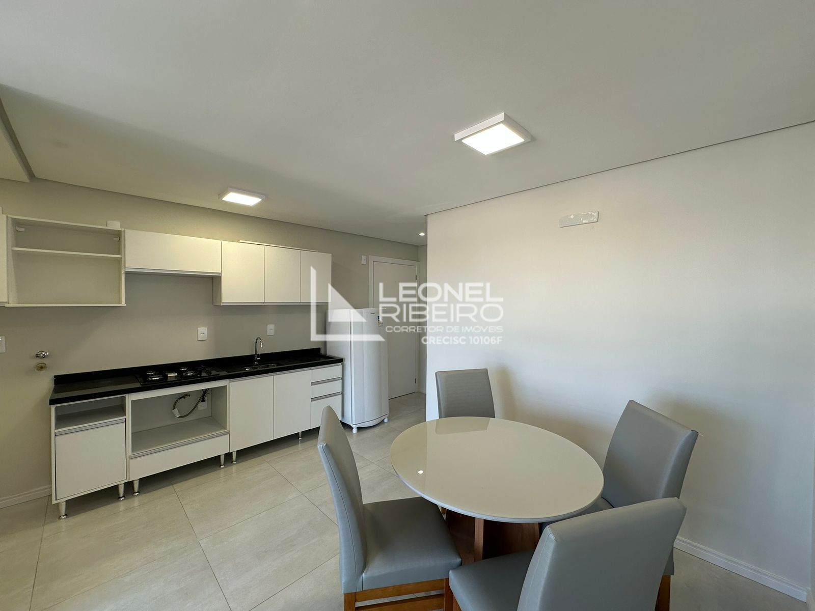 Apartamento com 2 dormitórios à venda, 58,79 m no bairro das Capitais em Timbó-SC. — foto 6