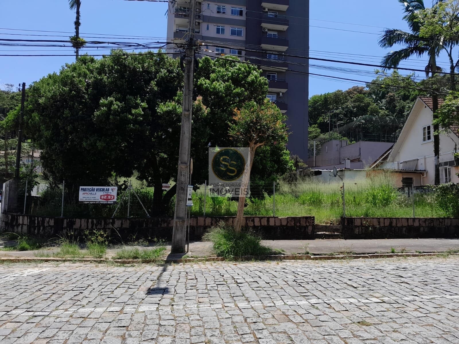 Lote/Terreno de 649m² no bairro Saguaçu, em Joinville | Eu Corretor