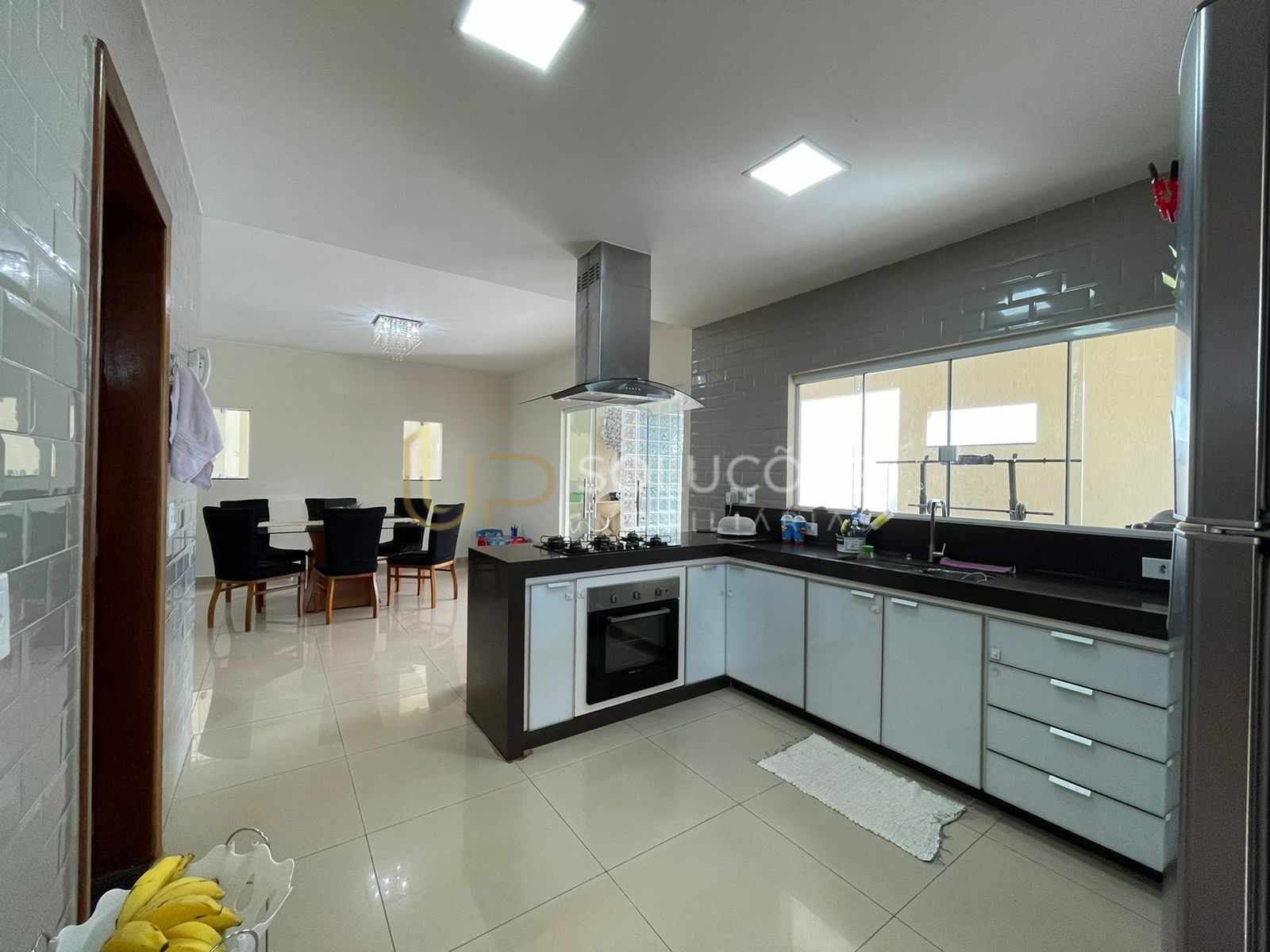 Casa de Condomínio à venda com 4 quartos, 380m² - Foto 13
