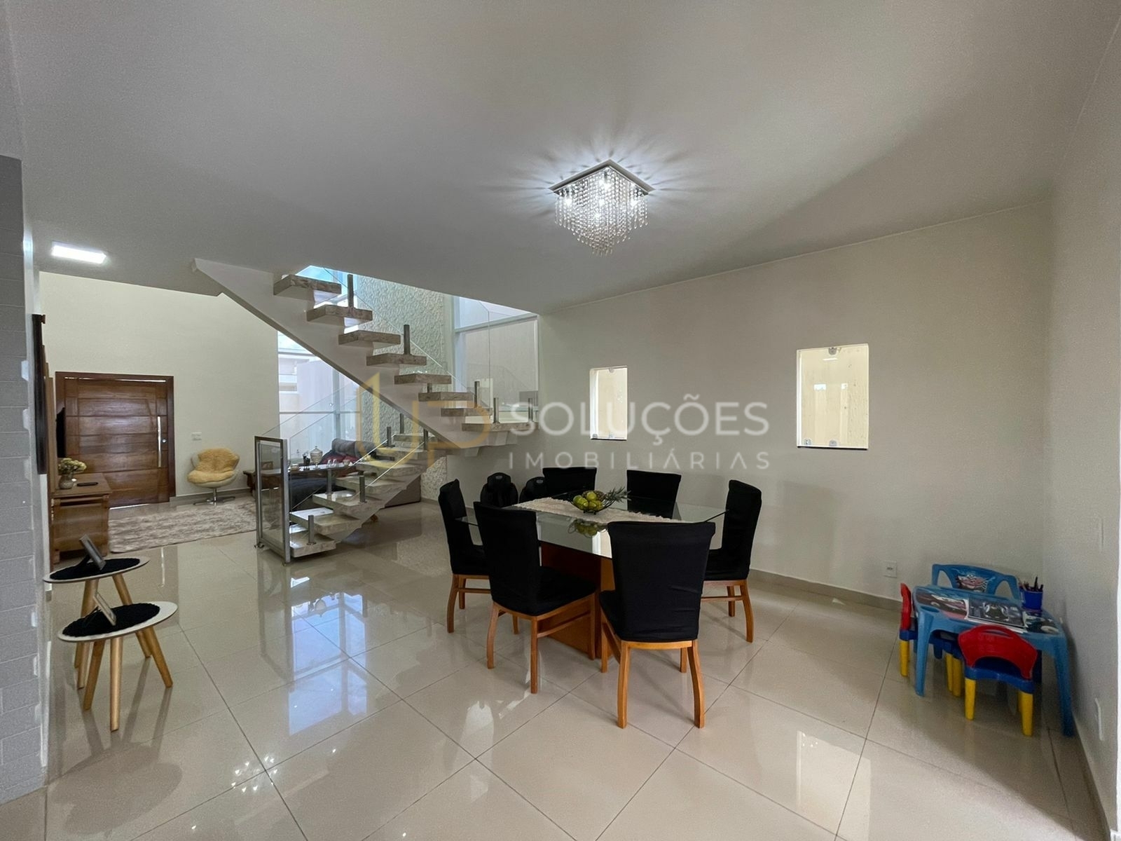 Casa de Condomínio à venda com 4 quartos, 380m² - Foto 10