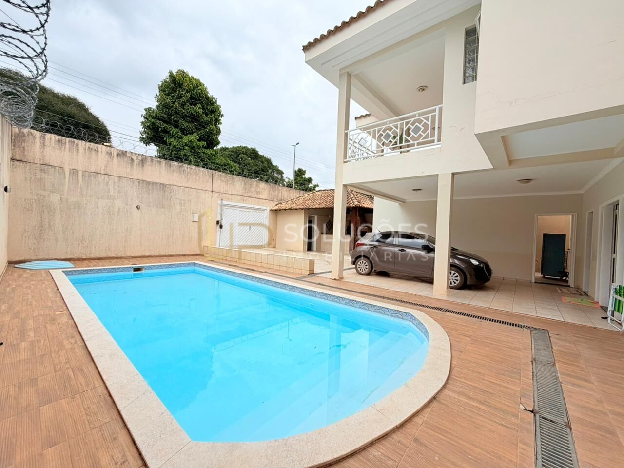 Casa, 5 quartos, 325 m² - Foto 2