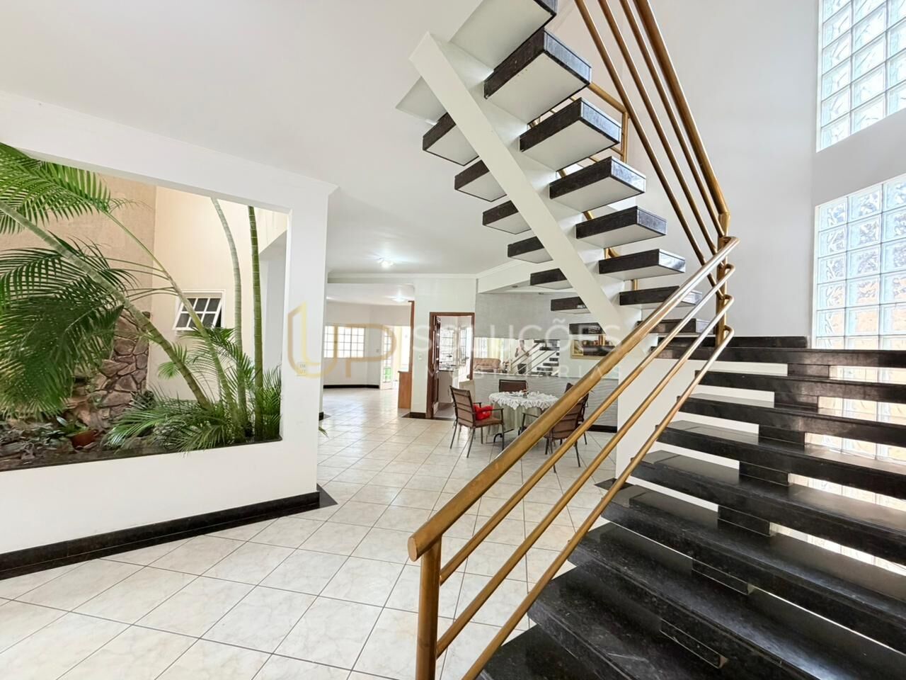 Casa, 5 quartos, 325 m² - Foto 18