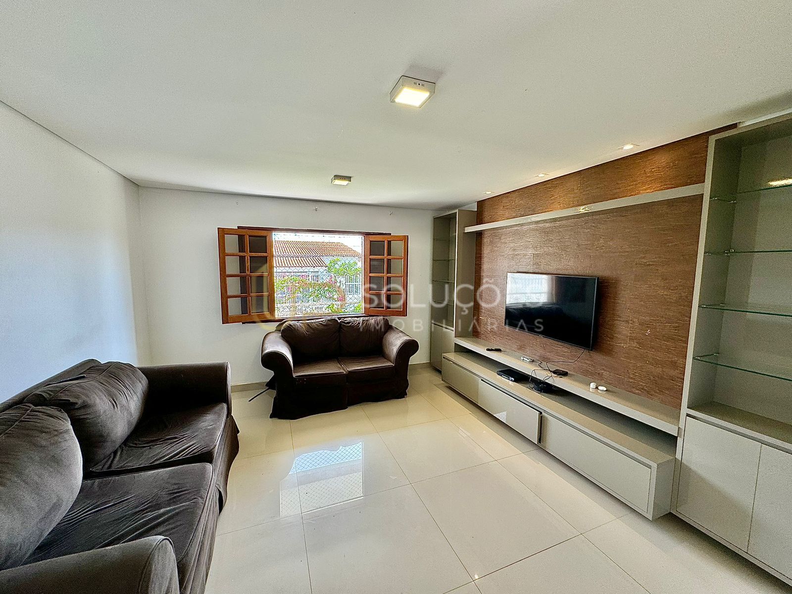 Casa, 3 quartos, 274 m² - Foto 4