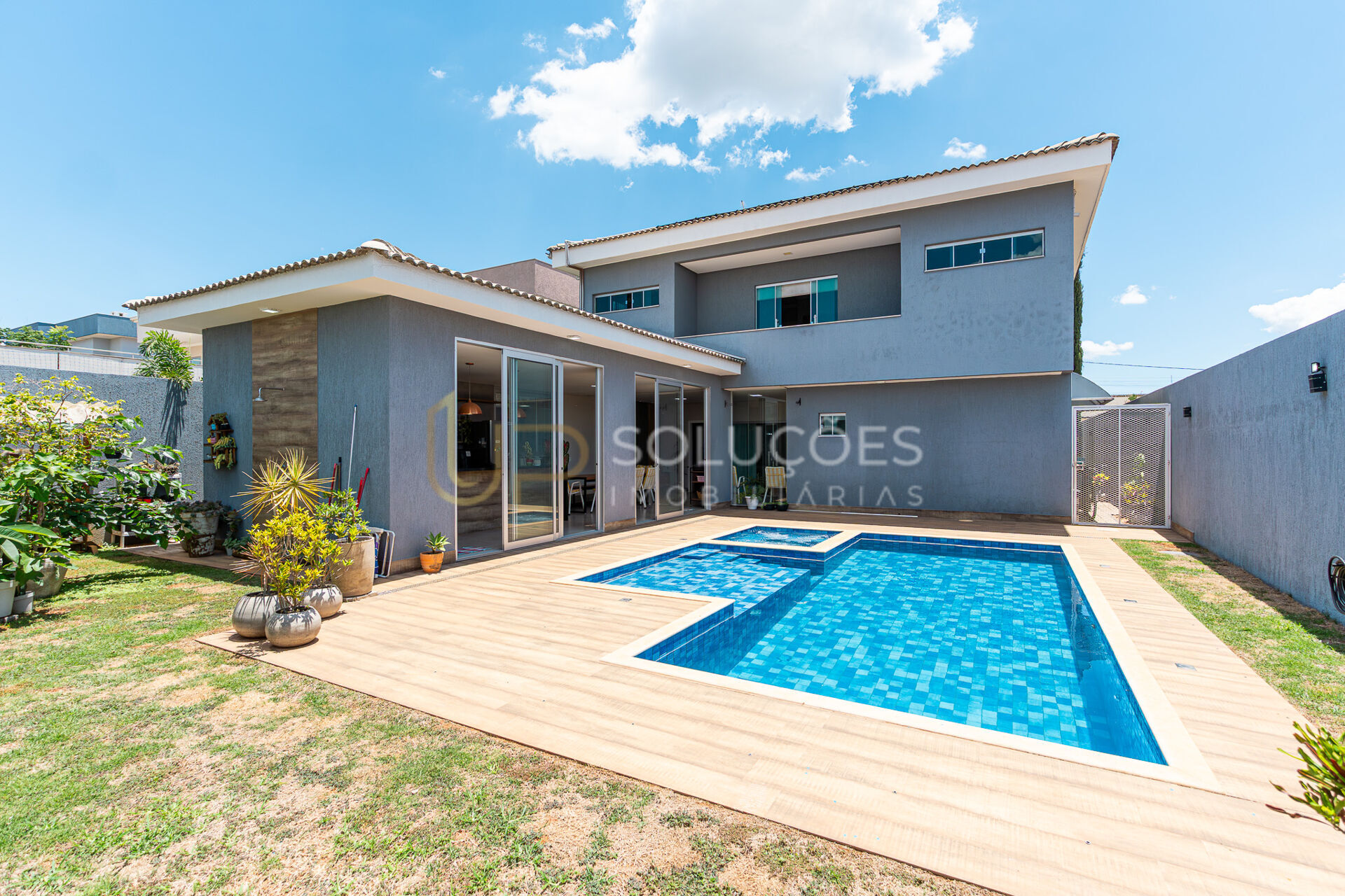 Casa de Condomínio, 5 quartos - Foto 1