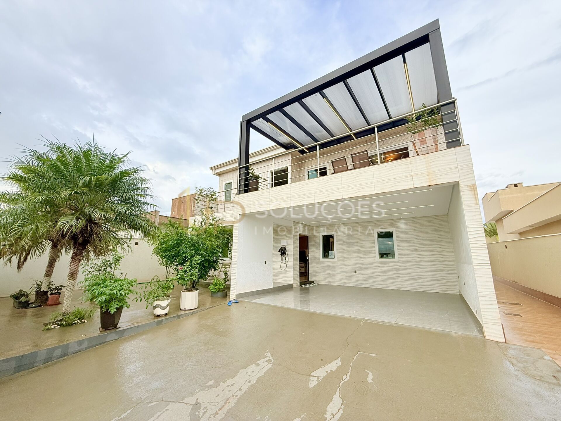 Casa, 4 quartos, 280 m² - Foto 1