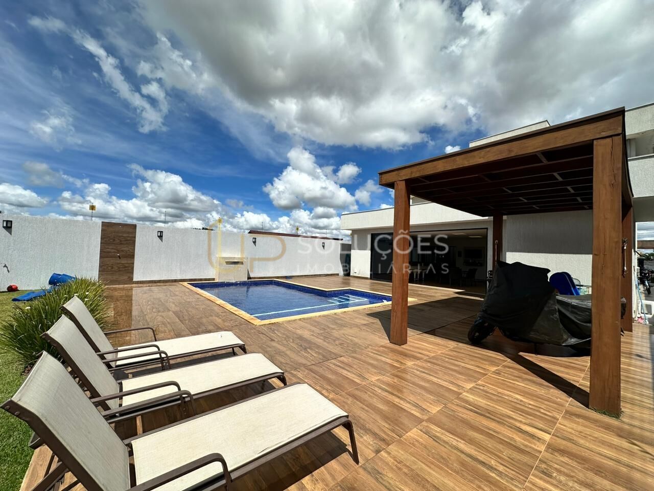 Casa de Condomínio à venda com 4 quartos, 330m² - Foto 43