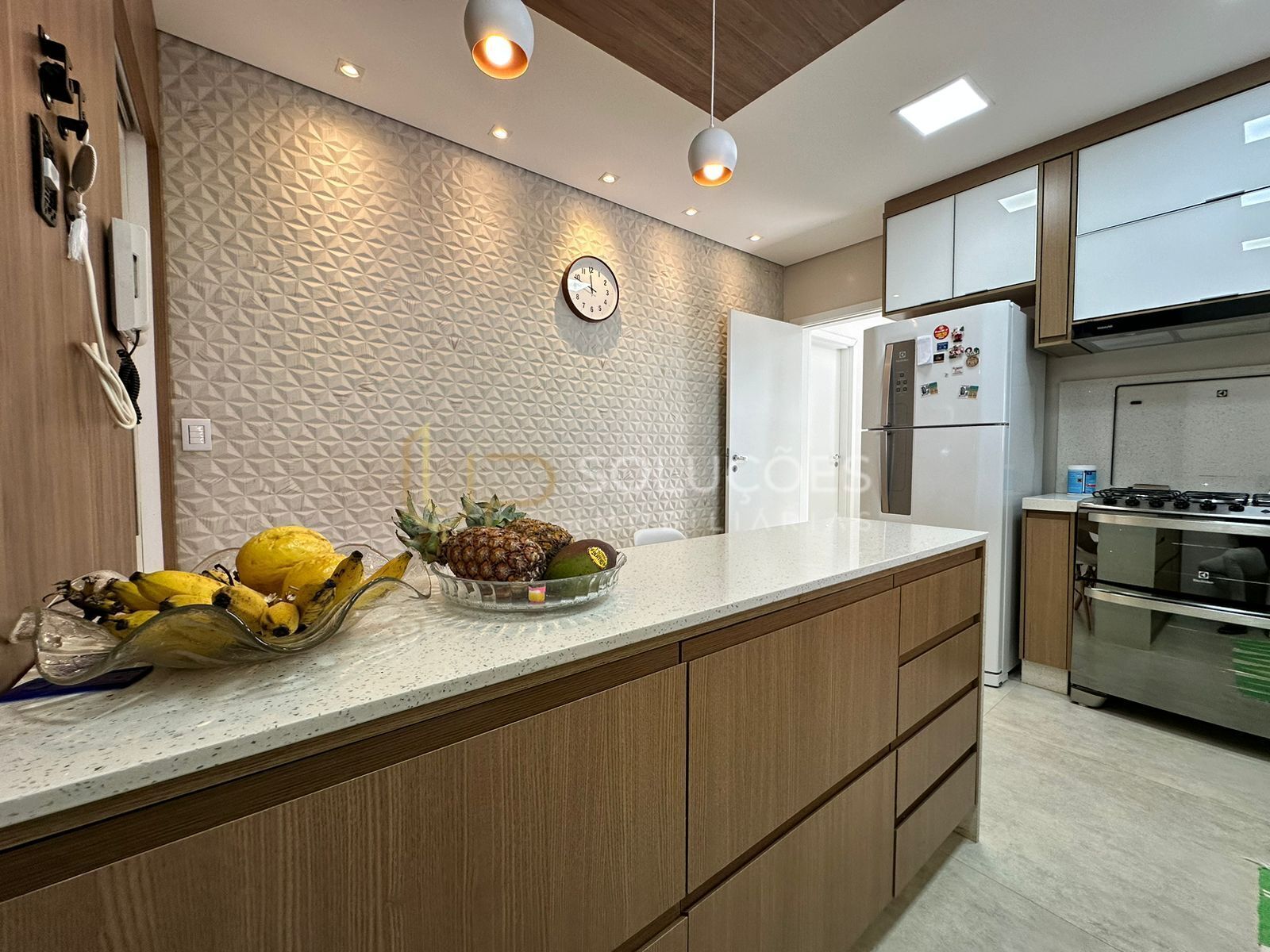 Casa de Condomínio à venda com 4 quartos, 330m² - Foto 18