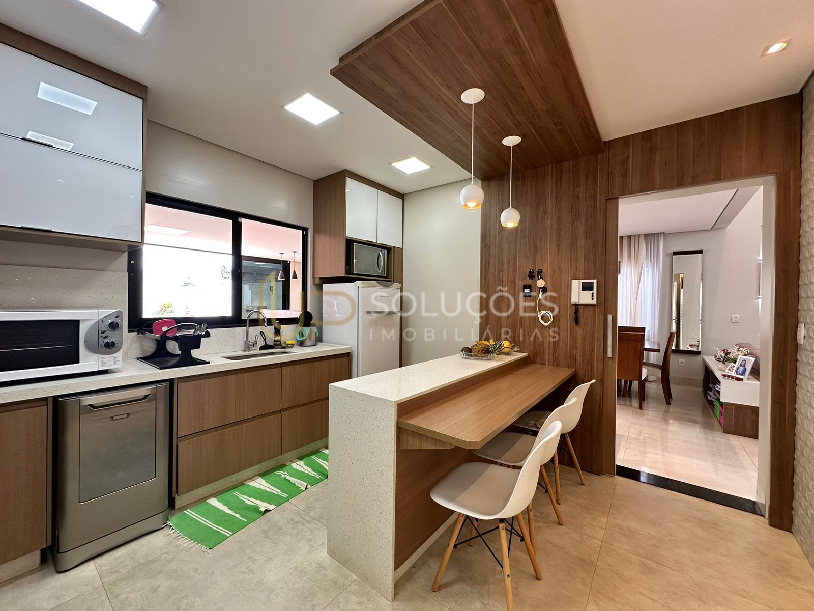 Casa de Condomínio à venda com 4 quartos, 330m² - Foto 19