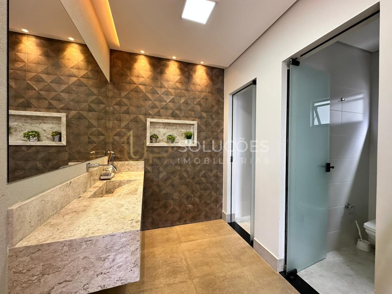 Casa de Condomínio à venda com 4 quartos, 330m² - Foto 38