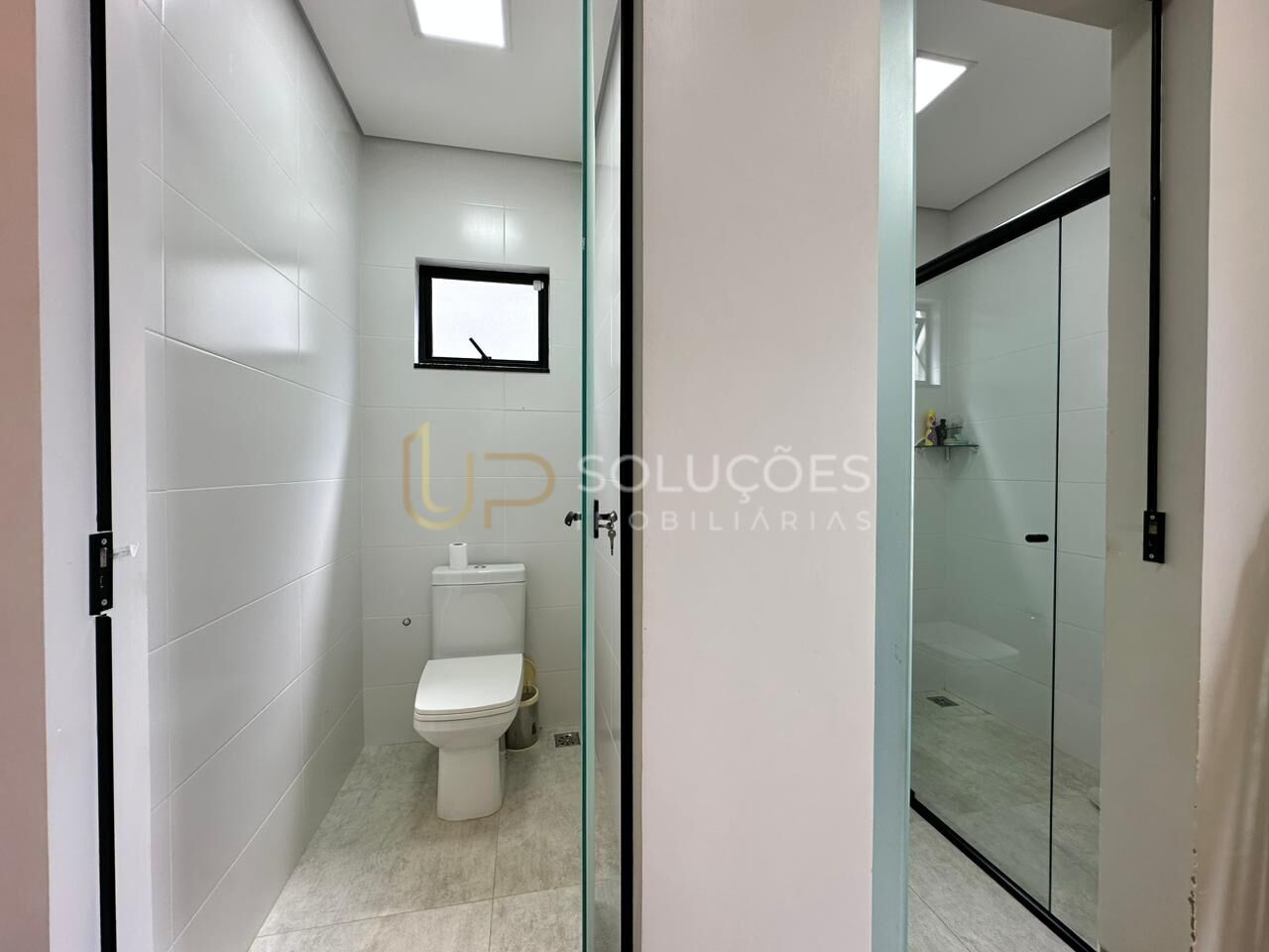 Casa de Condomínio à venda com 4 quartos, 330m² - Foto 40