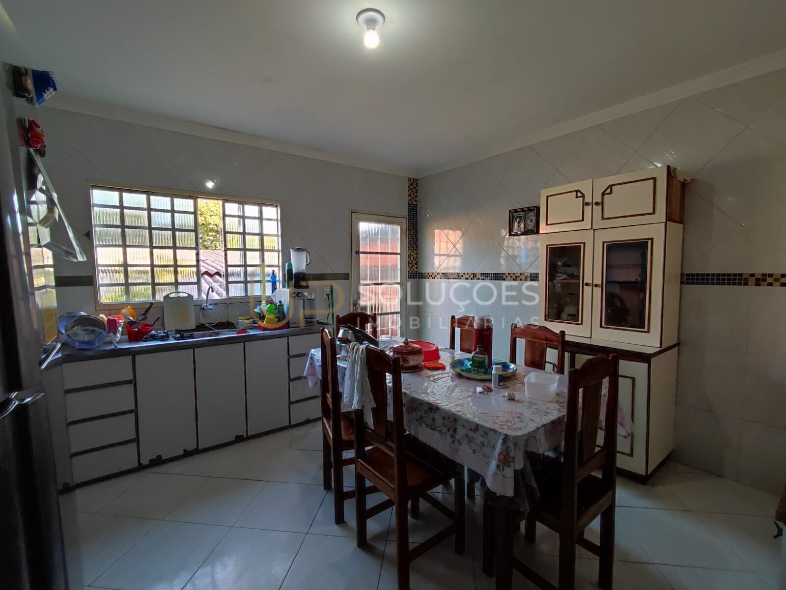 Casa, 6 quartos, 320 m² - Foto 1