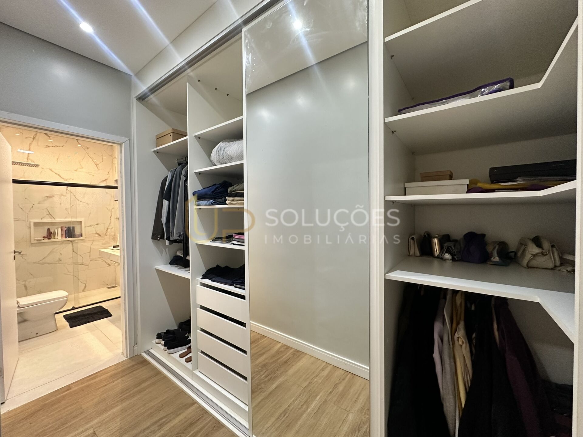 Casa de Condomínio à venda com 4 quartos, 290m² - Foto 20