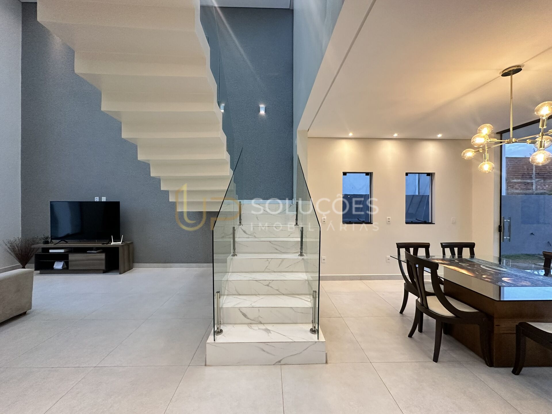 Casa de Condomínio à venda com 4 quartos, 290m² - Foto 8
