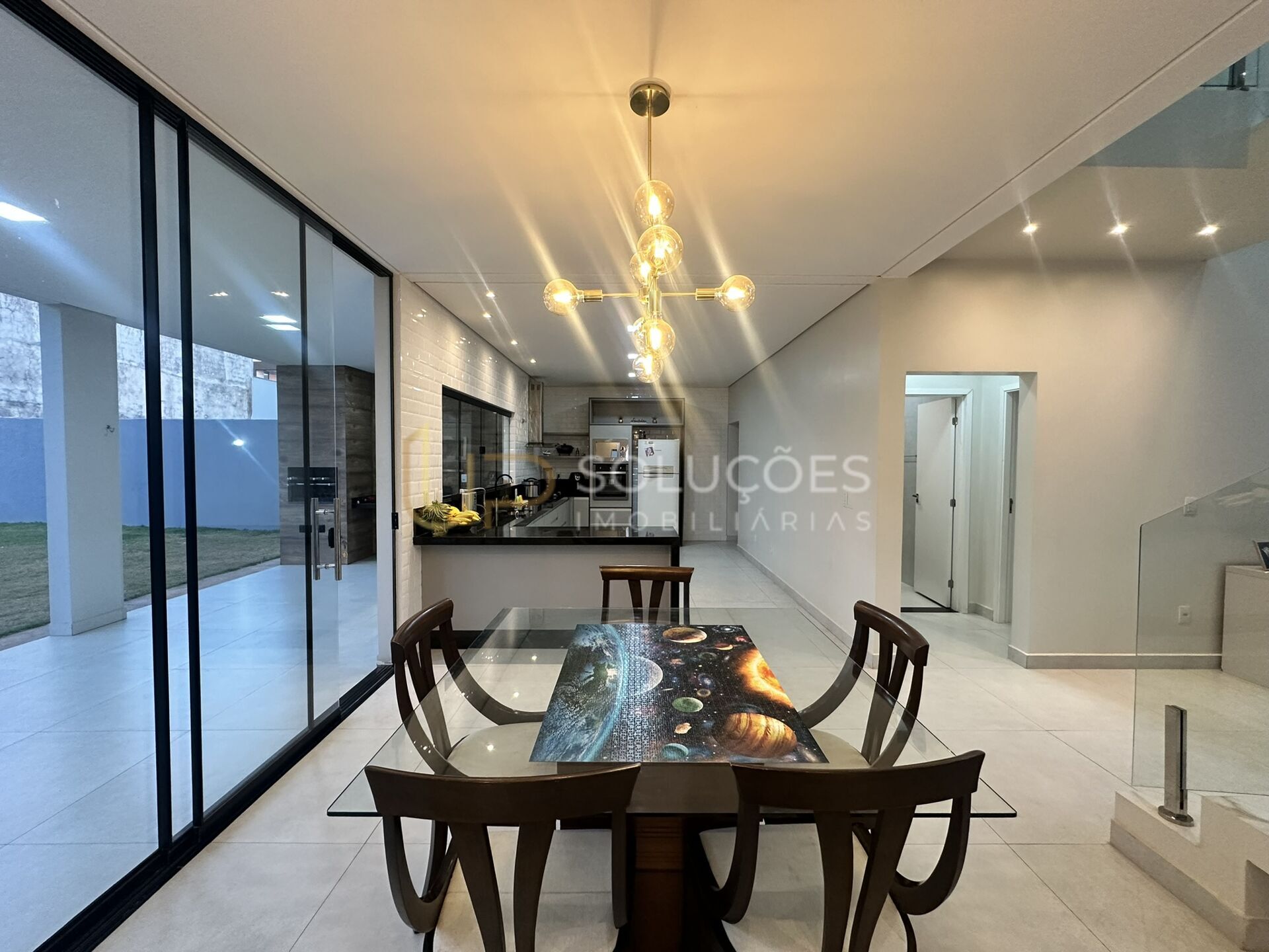Casa de Condomínio à venda com 4 quartos, 290m² - Foto 13