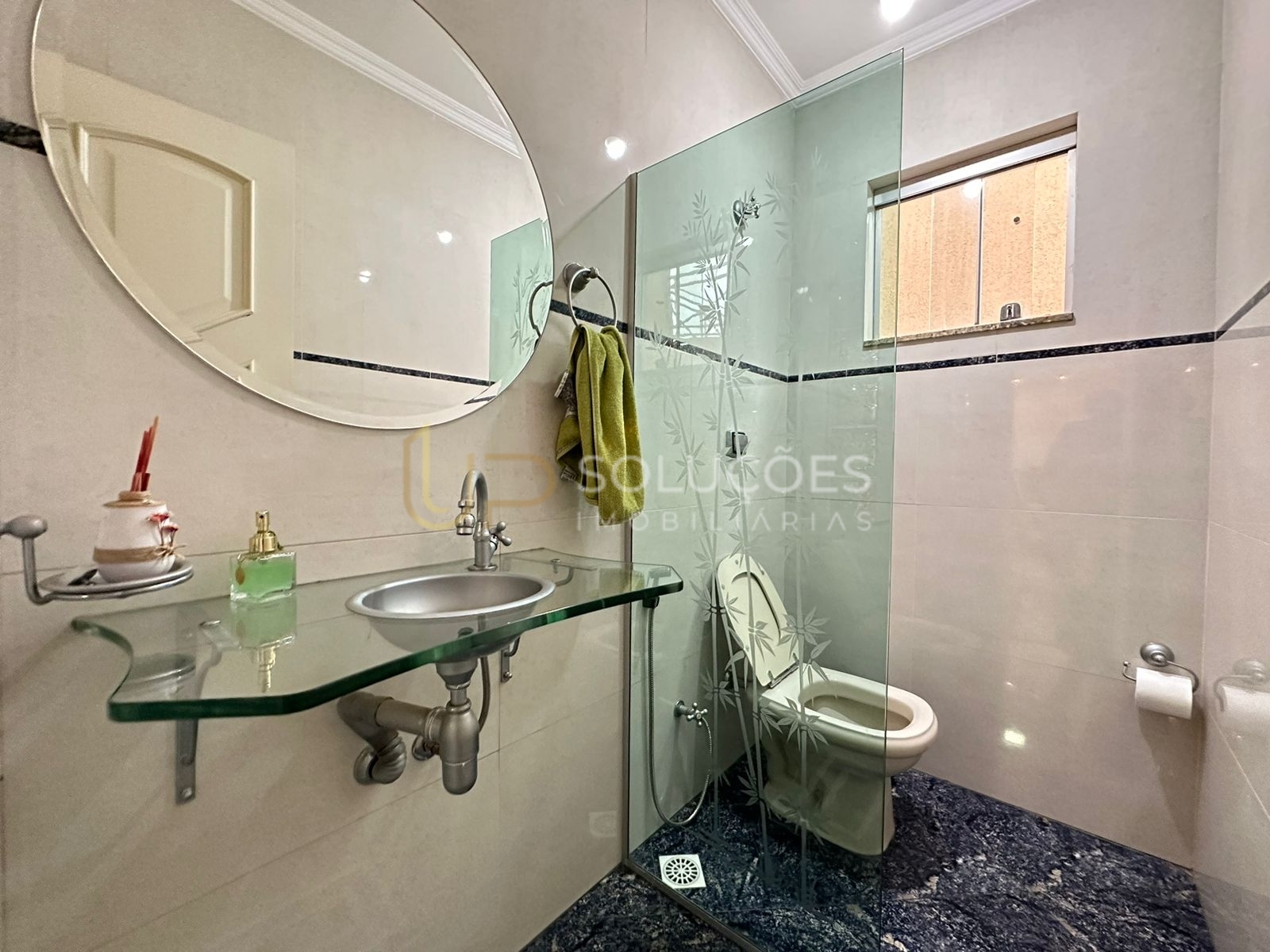 Casa de Condomínio à venda com 4 quartos, 390m² - Foto 9