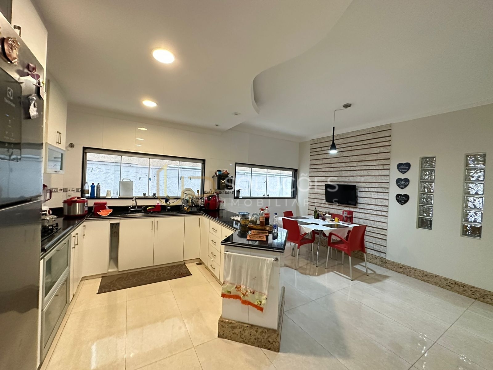 Casa de Condomínio à venda com 4 quartos, 390m² - Foto 14