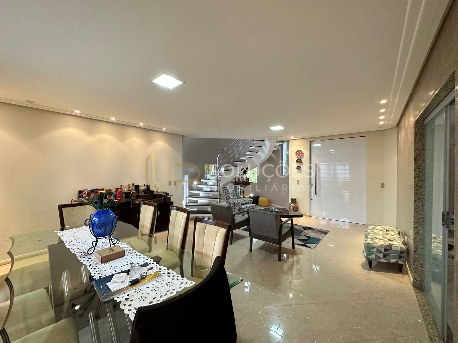 Casa de Condomínio à venda com 4 quartos, 390m² - Foto 26