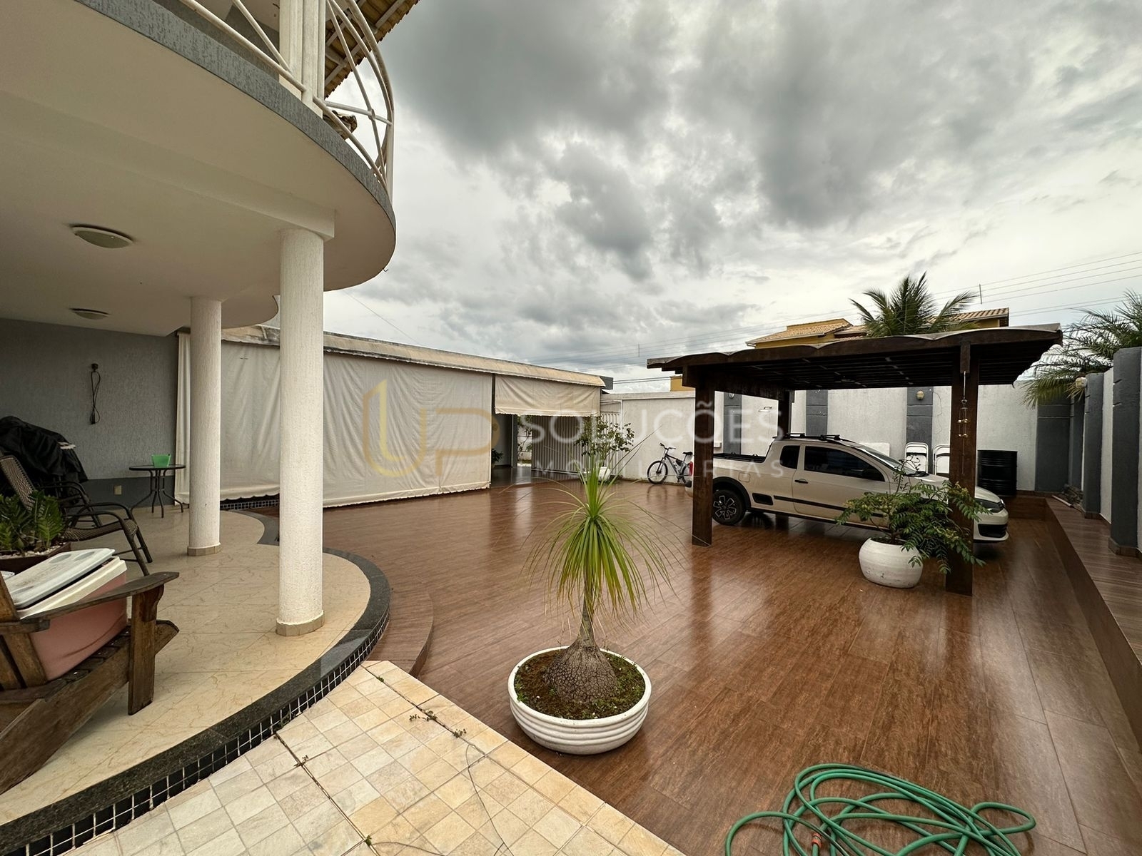 Casa de Condomínio à venda com 4 quartos, 390m² - Foto 11