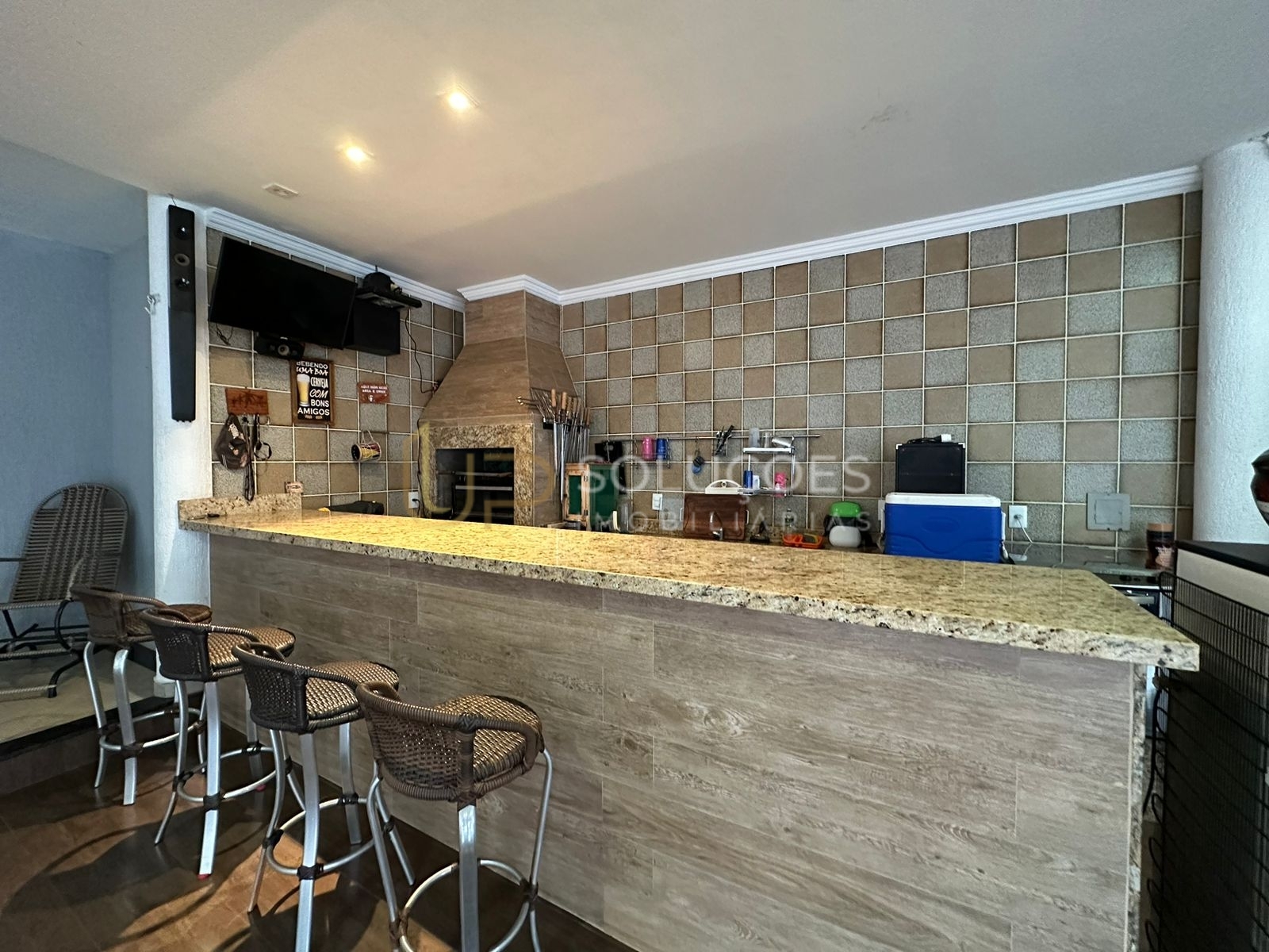 Casa de Condomínio à venda com 4 quartos, 390m² - Foto 4