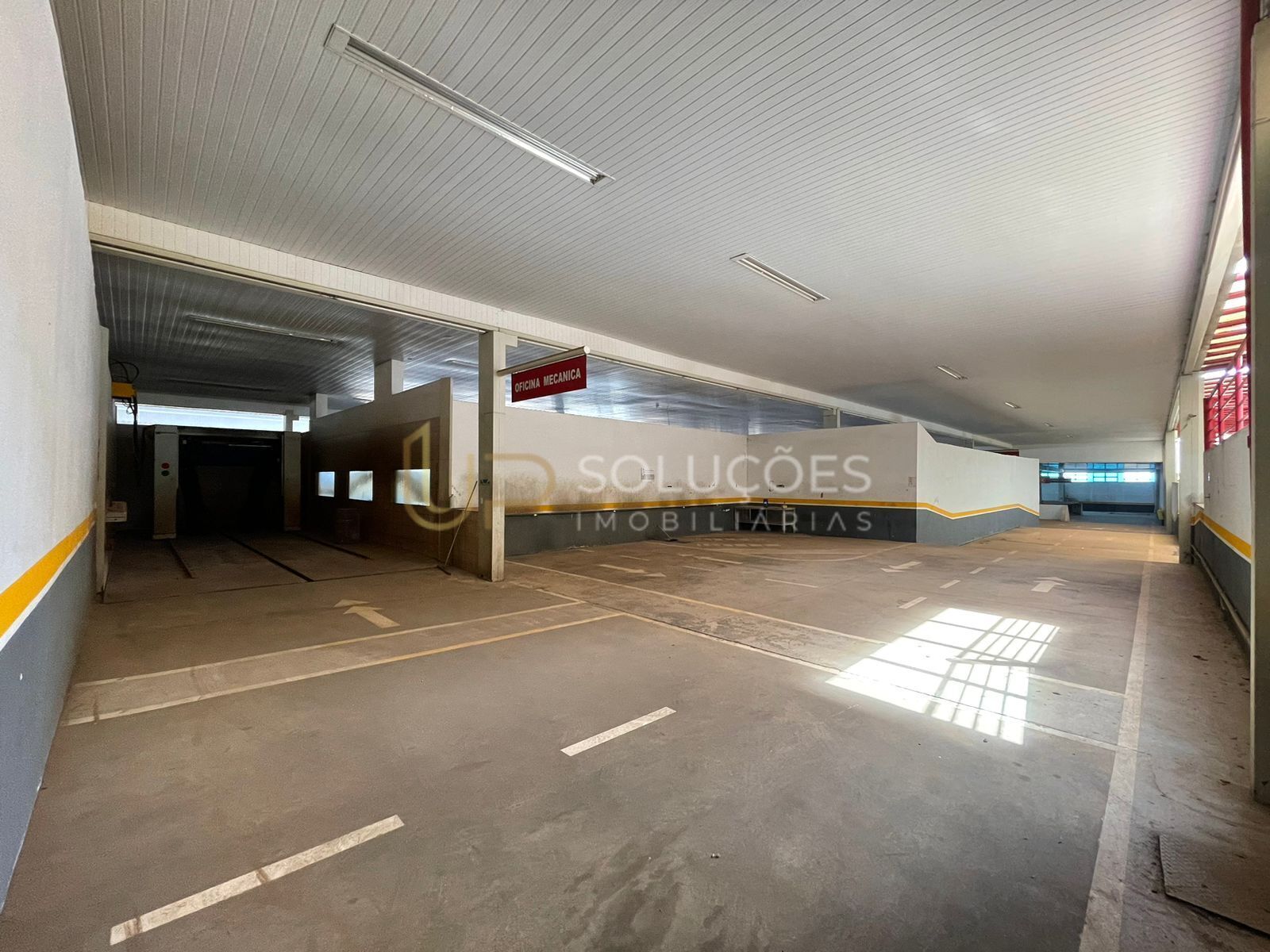 Loja-Salão, 12188 m² - Foto 18