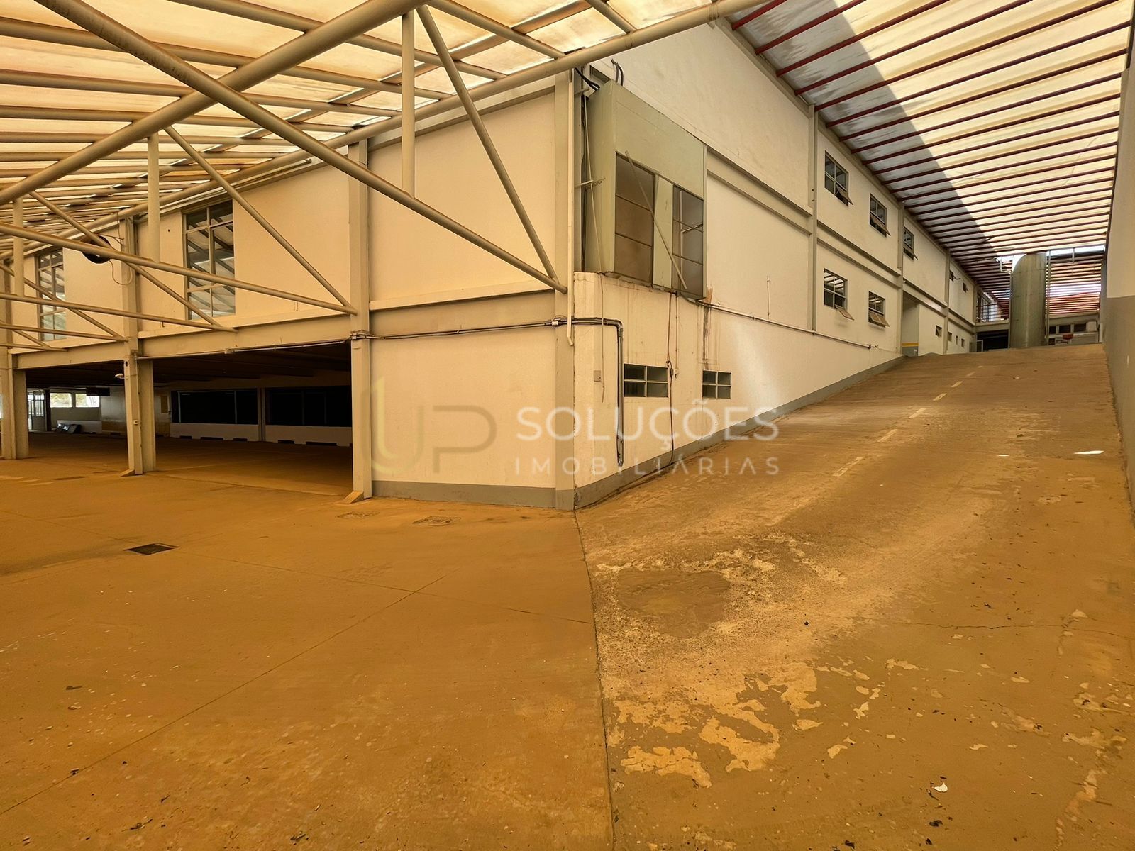 Loja-Salão, 12188 m² - Foto 14