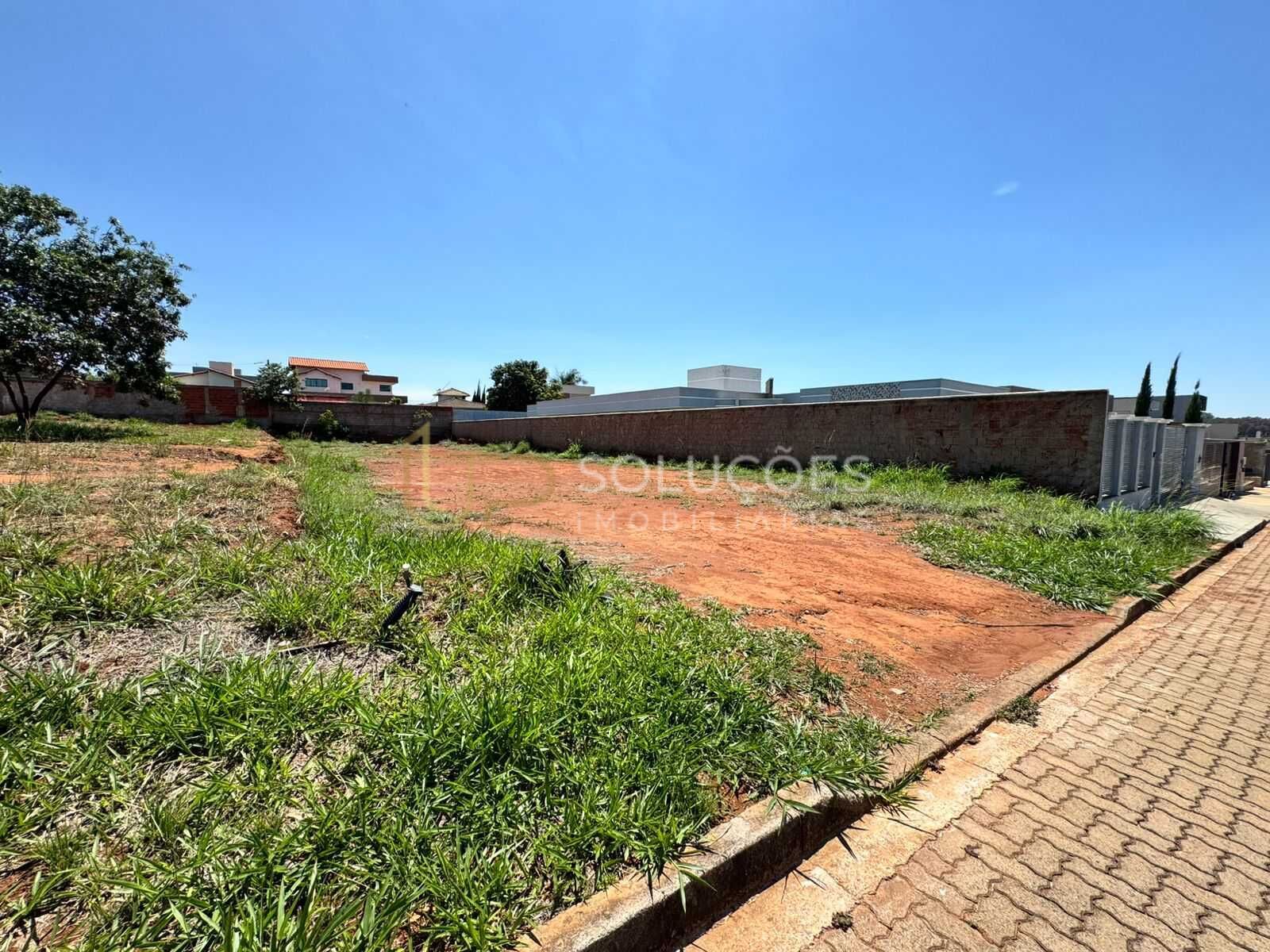 Terreno, 658 m² - Foto 1